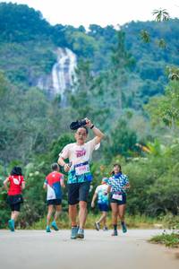 BIB: 8255
                            <button type="button" onclick="openModal(18879218)" class="btn btn-primary btn-sm float-right btn-popup" data-toggle="modal" data-target=".modal-high-quality">
                        <i class="fas fa-shopping-cart"></i> Add to Cart
                    </button>
                                            <button type="button" onclick="isThisMe(18879218, true)" class="btn btn-success btn-sm float-right btn-popup btn-isme hidden" data-toggle="tooltip" data-placement="bottom" title="นี่คือรูปของคุณใช่ไหม คลิกที่นี่เพื่อเอาเข้าอัลบั้ม">
                        <i class="fas fa-plus"></i> Add to album
                    </button>
                    <button type="button" onclick="isThisMe(18879218, false)" class="btn btn-warning btn-sm float-right btn-popup btn-isnotme hidden">
                        <i class="fas fa-ban"></i> Remove from album
                    </button>